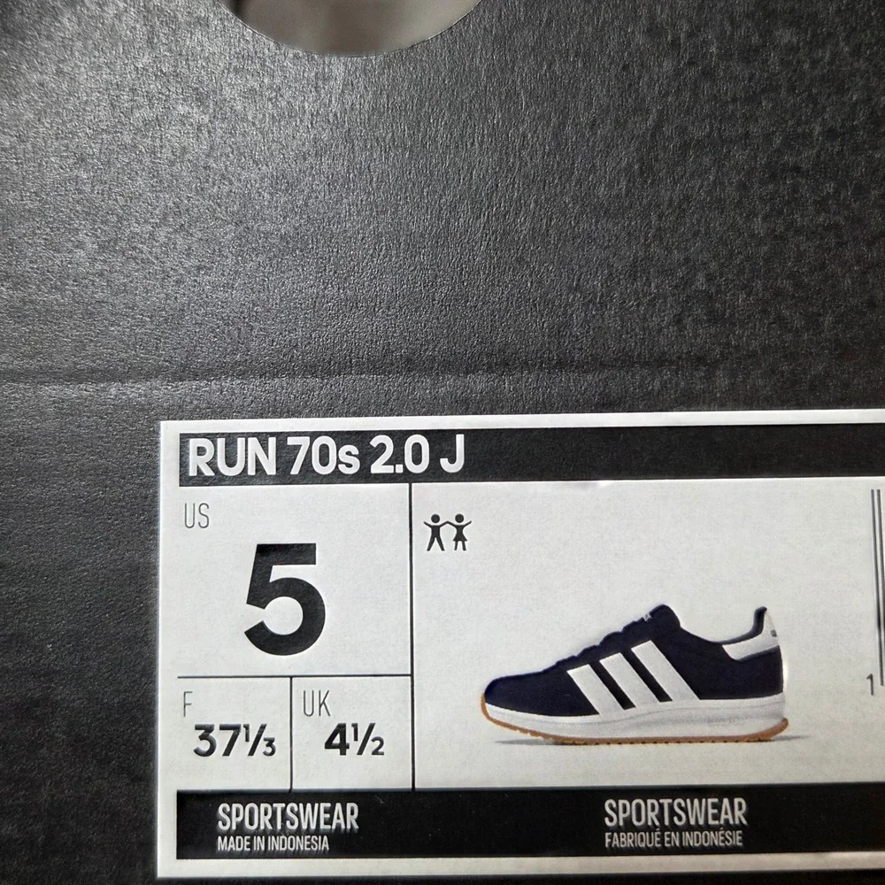 Adidas Run 70s 2.0 J Sneakers Kid Size 5 Navy White Retro Sporty Cloudfoam Shoes